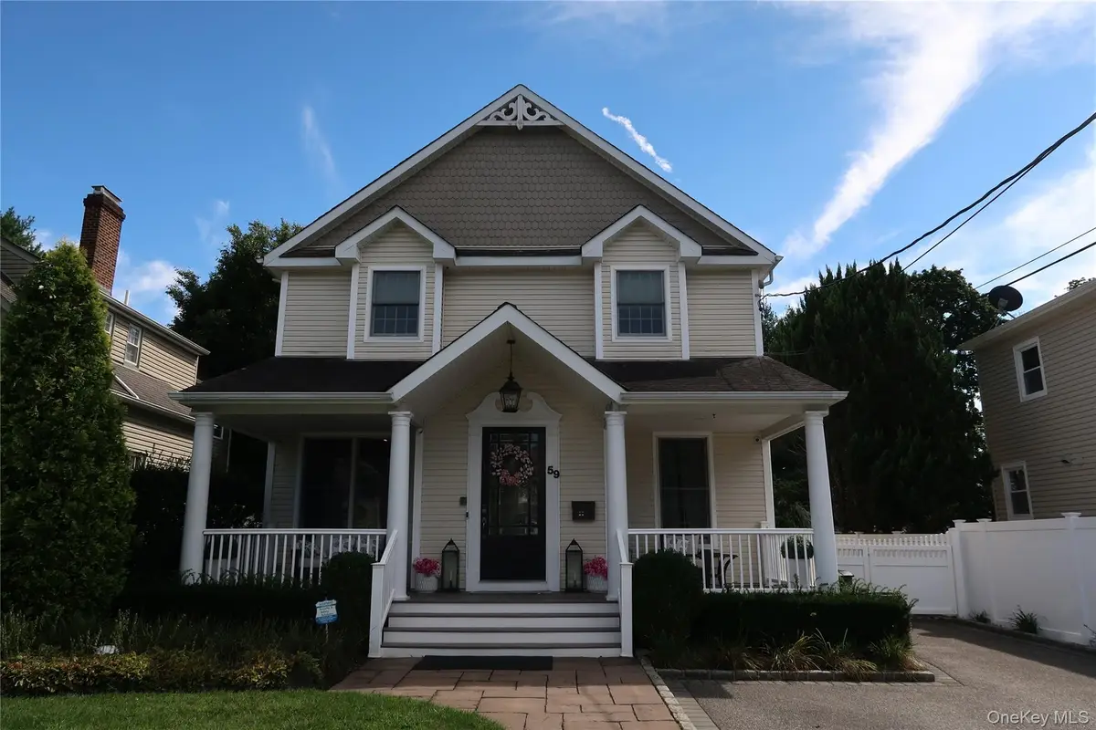 59 Meadowbrook Road, Syosset, NY 11791 - #1
