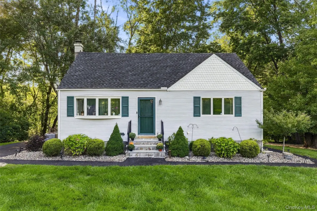 3507 Strang Boulevard, Yorktown Heights, NY 10598 - #1