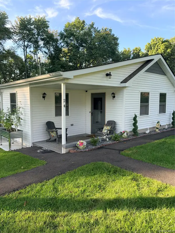 7 Brodie Road #24, Hopewell Junction, NY 12533