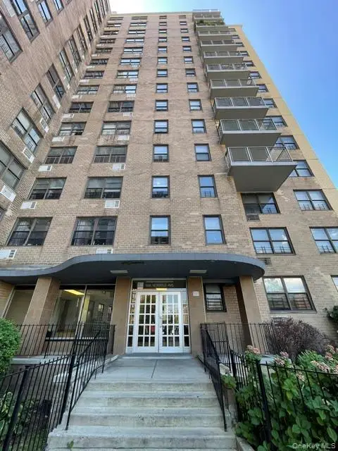 1966 Newbold Avenue #1004, Bronx, NY 10472