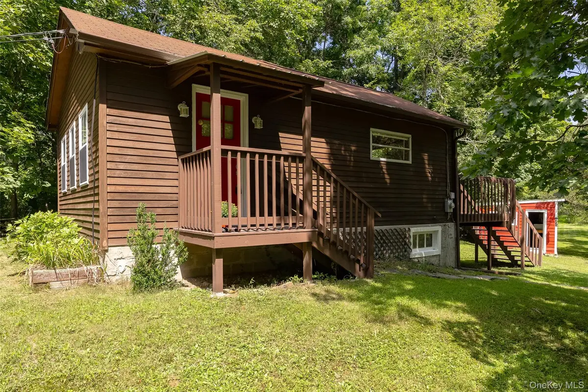 710 Pumpkin Lane, Clinton Corners, NY 12514 - #1