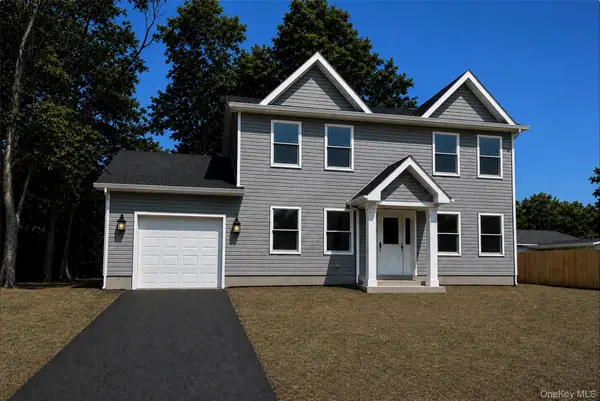 91 Diana, Mastic Beach, NY 11951
