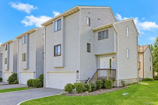 13 James Court, Nanuet, NY 10954