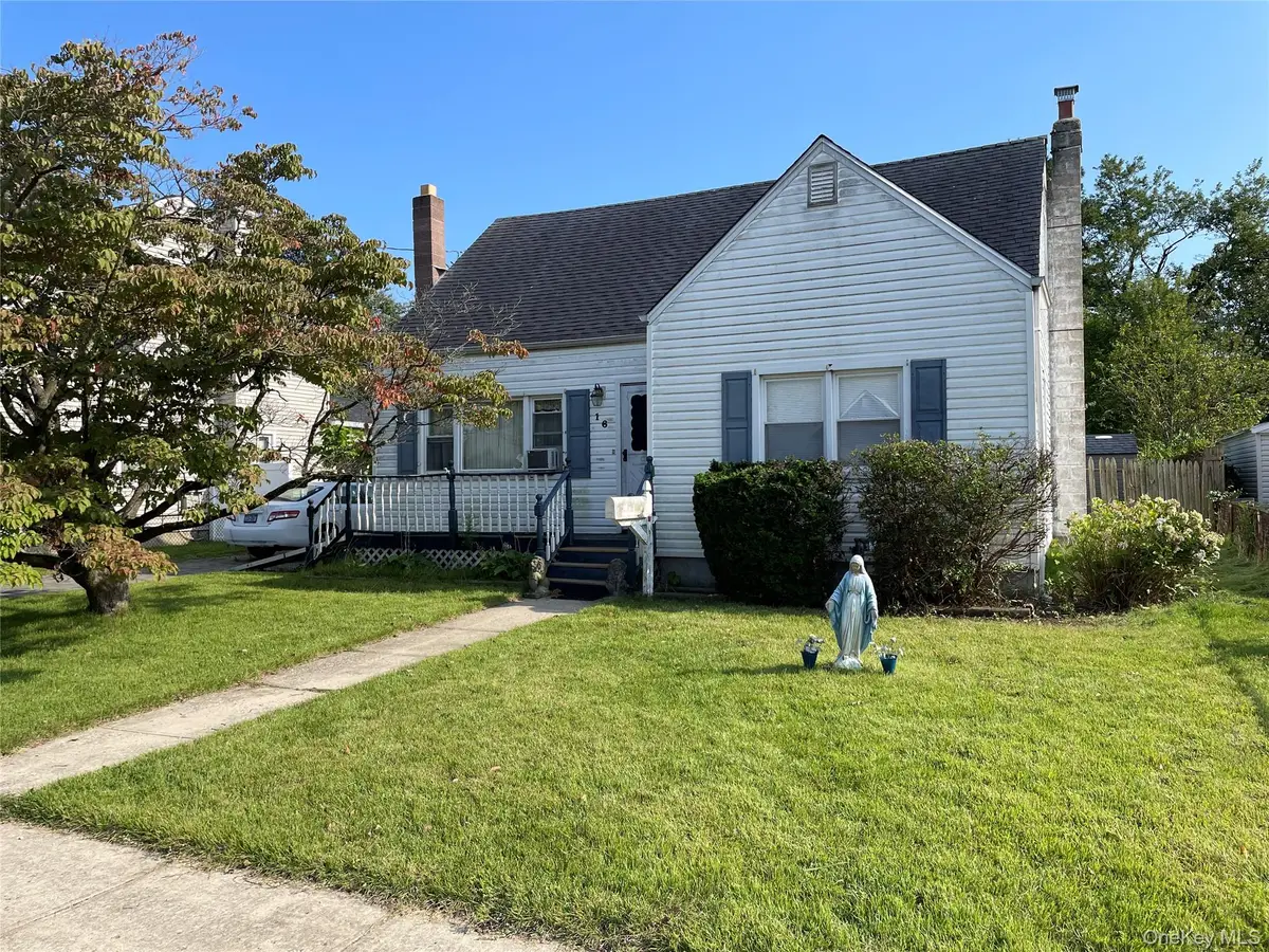 16 Heathcote Road, Lindenhurst, NY 11757 - #1