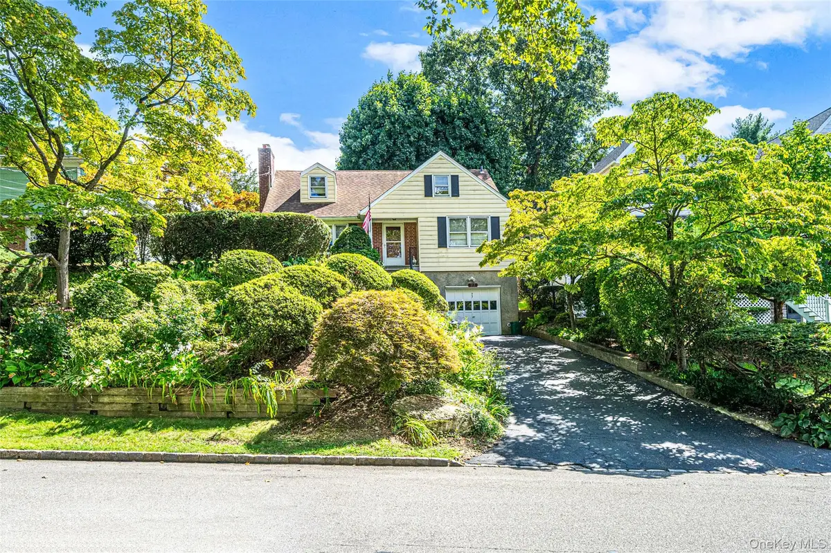 93 Avenue C, Port Washington, NY 11050 - #1