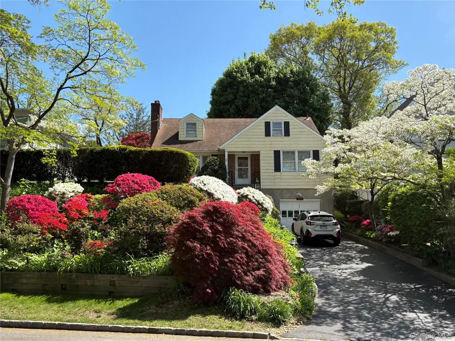 93 Avenue C, Port Washington, NY 11050 - #2