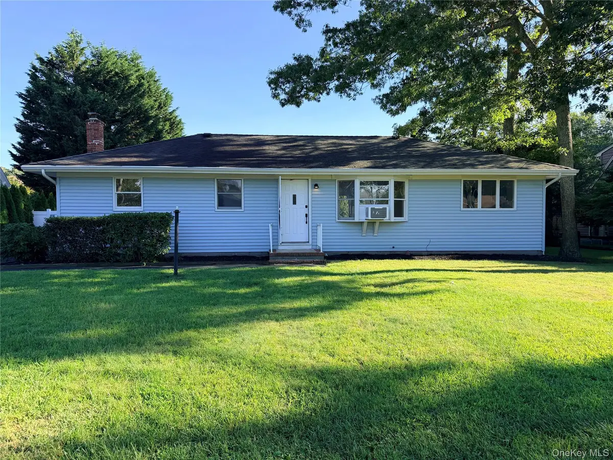 22 Maryland Boulevard, Hampton Bays, NY 11946 - #1