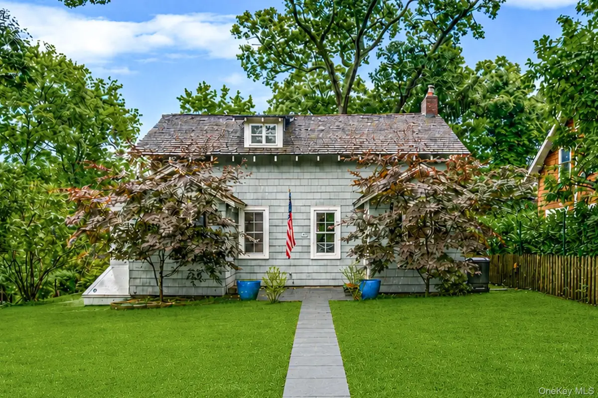7 Dickerson Avenue, Stony Brook, NY 11790 - #1