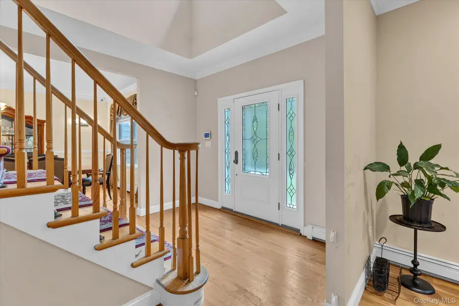 25 Pashen Place, Dix Hills, NY 11746 - #2