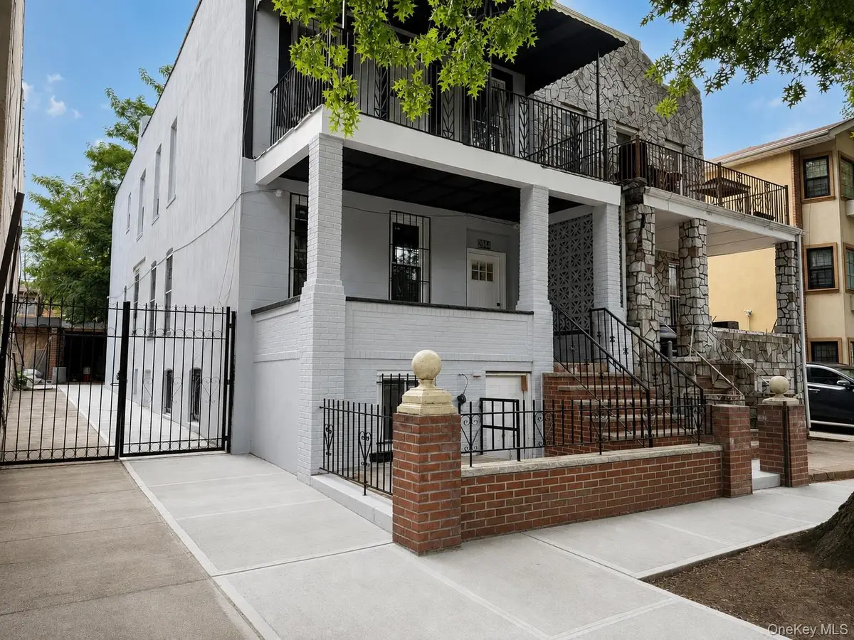 2044 Strauss Street, Brooklyn, NY 11212 - #1
