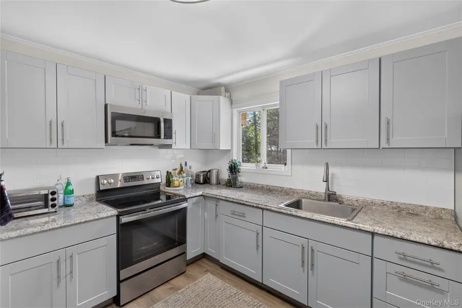 108 Maplewood Avenue, Loch Sheldrake, NY 12759 - #3