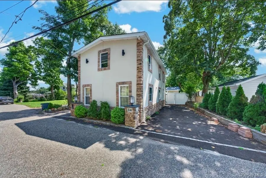 14 Electric Street, Patchogue, NY 11772 - #2