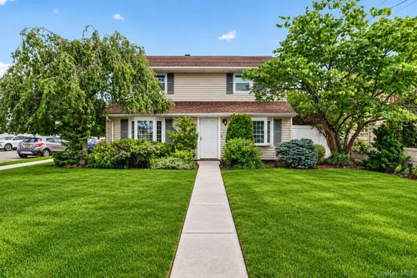 269 Forest Avenue, Massapequa, NY 11758