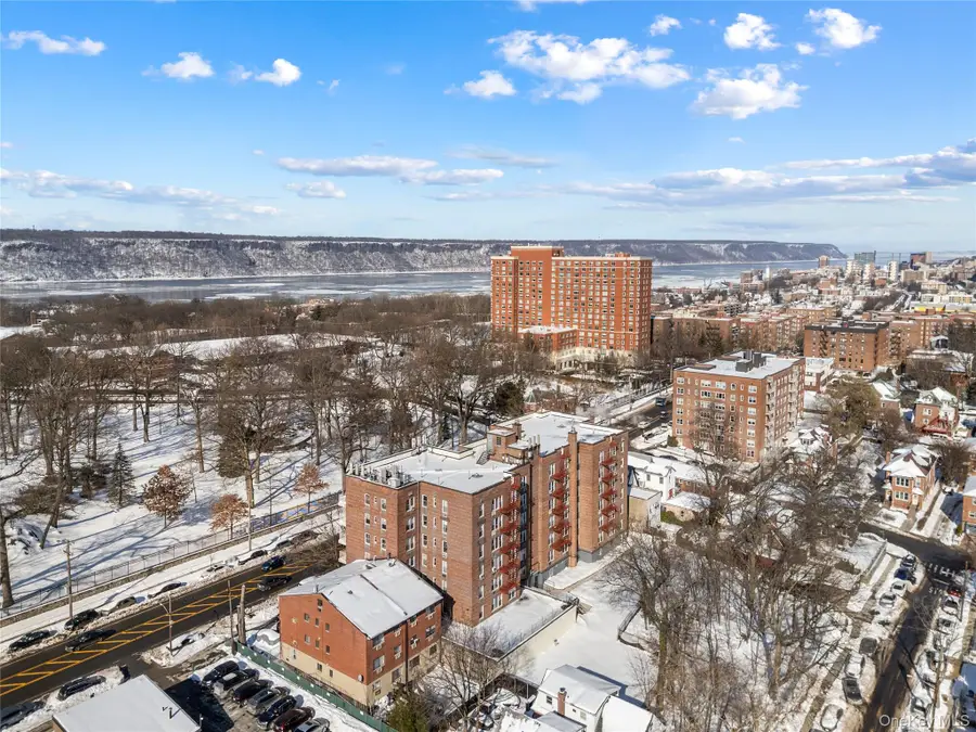 6200 Riverdale Avenue #7J, Bronx, NY 10471 - #3