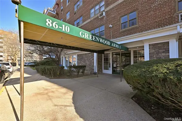 8610 151 Avenue #4N, Howard Beach, NY 11414