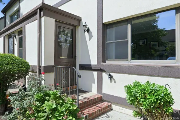 123 Fifteenth #B1, Garden City, NY 11530