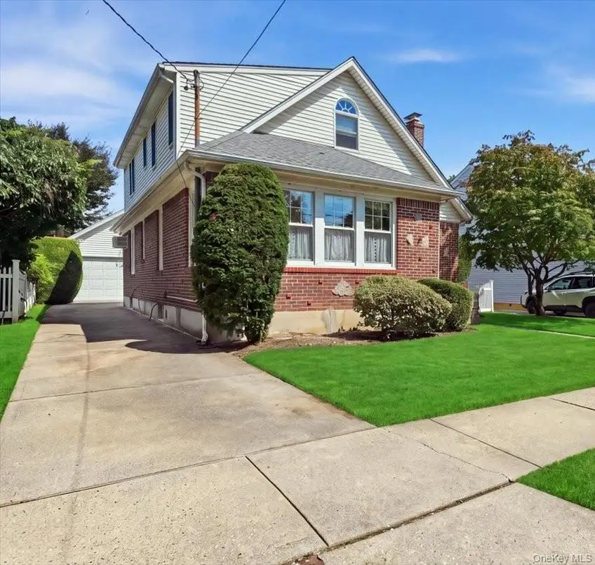 73 Chestnut Avenue, Floral Park, NY 11001 - #1