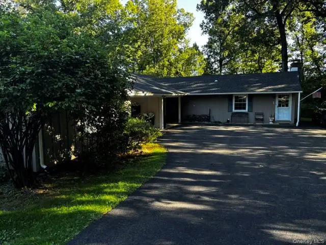 110-112 S Jacqueline Street, New Windsor, NY 12553 - #2