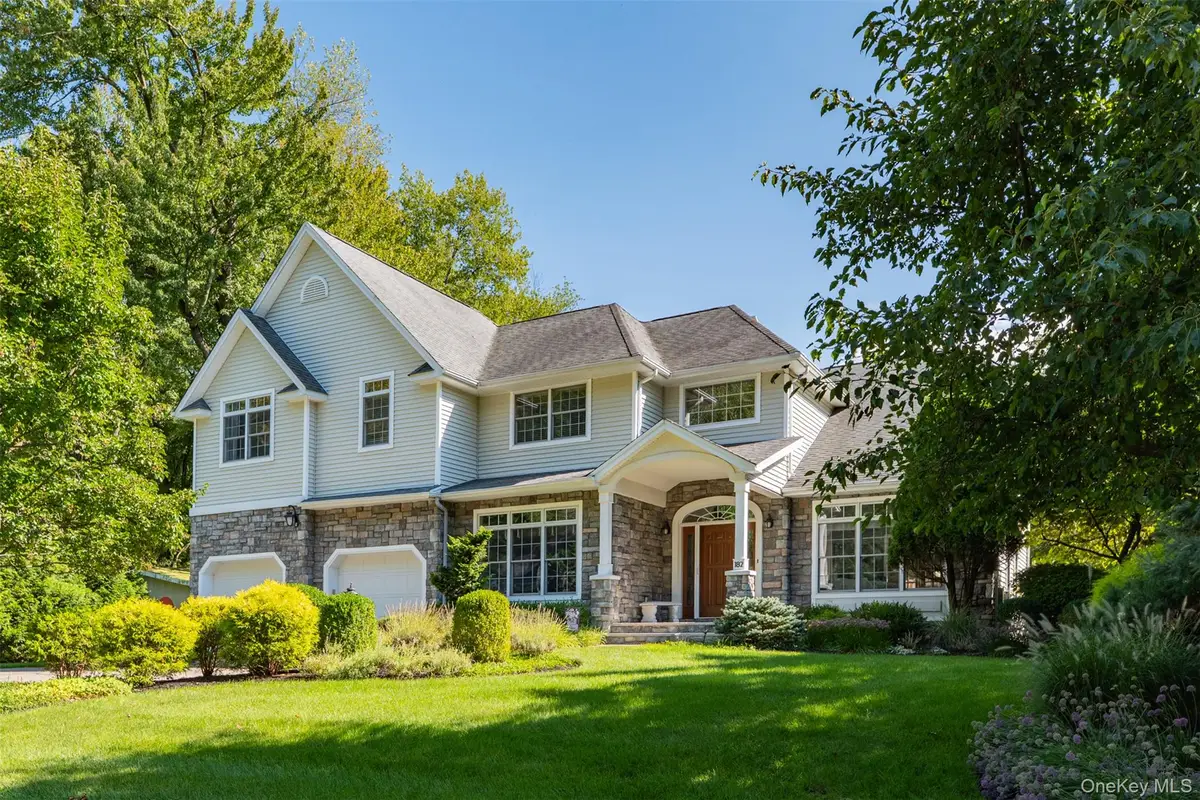 182 Elizabeth Street, Pearl River, NY 10965 - #1