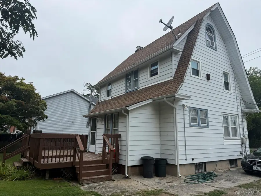24 Washington Avenue, Amityville, NY 11701 - #2