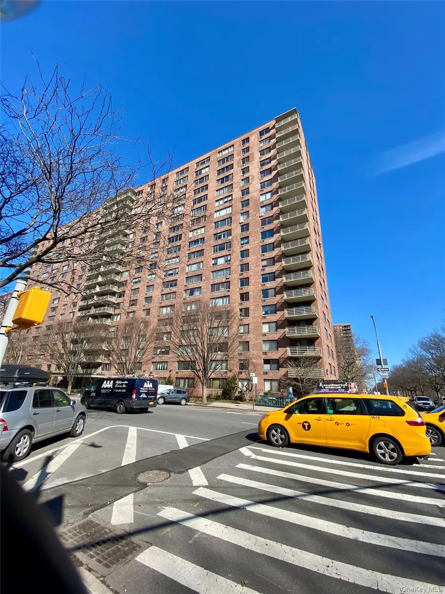 372 Central Park West #20L, New York, NY 10025 - #3
