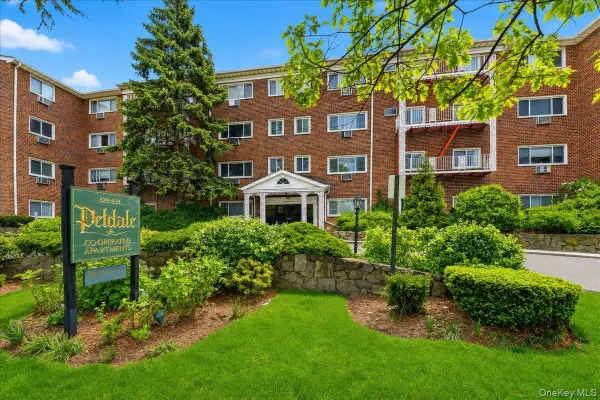 828 Pelhamdale Avenue #2P, New Rochelle, NY 10801
