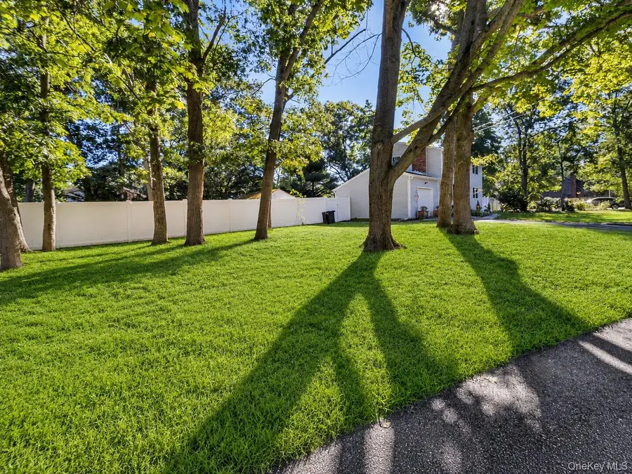 159 Pauls Path, Coram, NY 11727 - #2