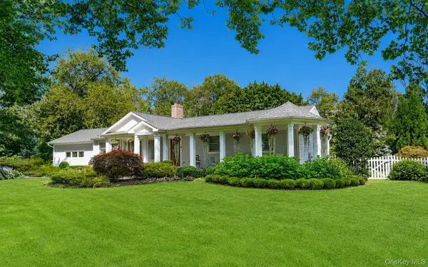 41 Snowball Drive, Cold Spring Harbor, NY 11724