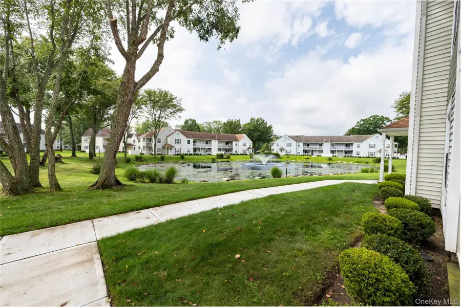 69 Fairview Circle, Middle Island, NY 11953 - #3