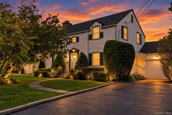 136 Wilmot Circle, Scarsdale, NY 10583