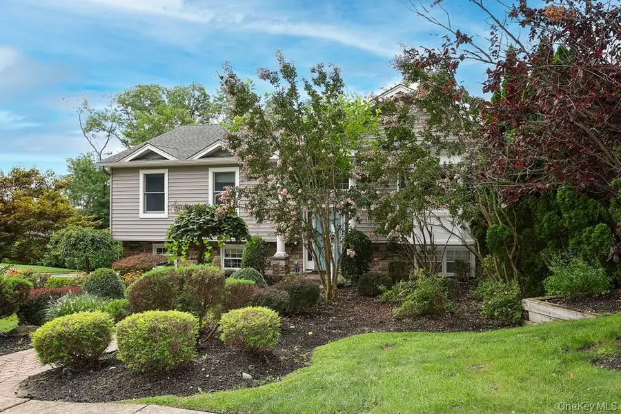 29 Puritan Lane, Farmingdale, NY 11735 - #3