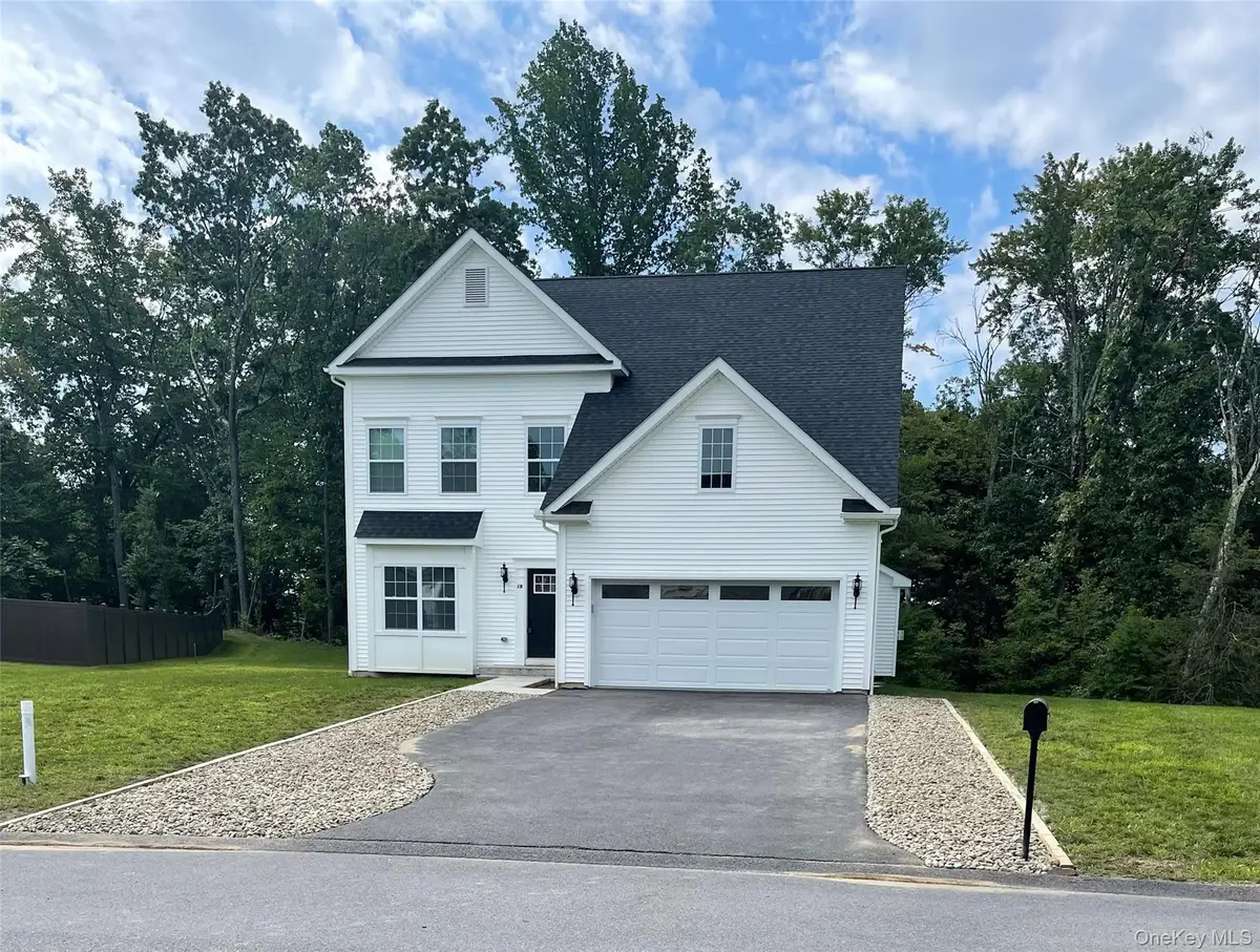 18 Page Court, Poughkeepsie, NY 12603 - #1