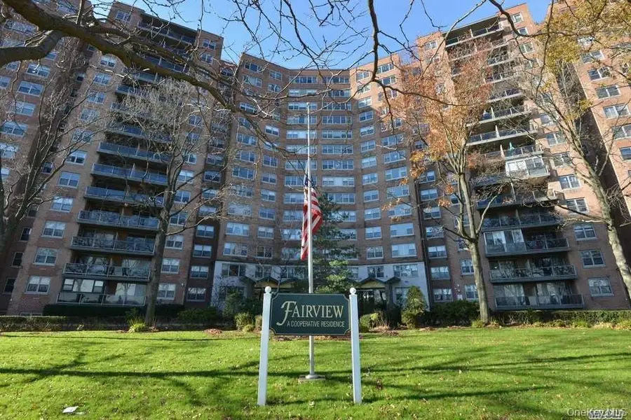 61-20 Grand Central Parkway #C 905, Forest Hills, NY 11375 - #2