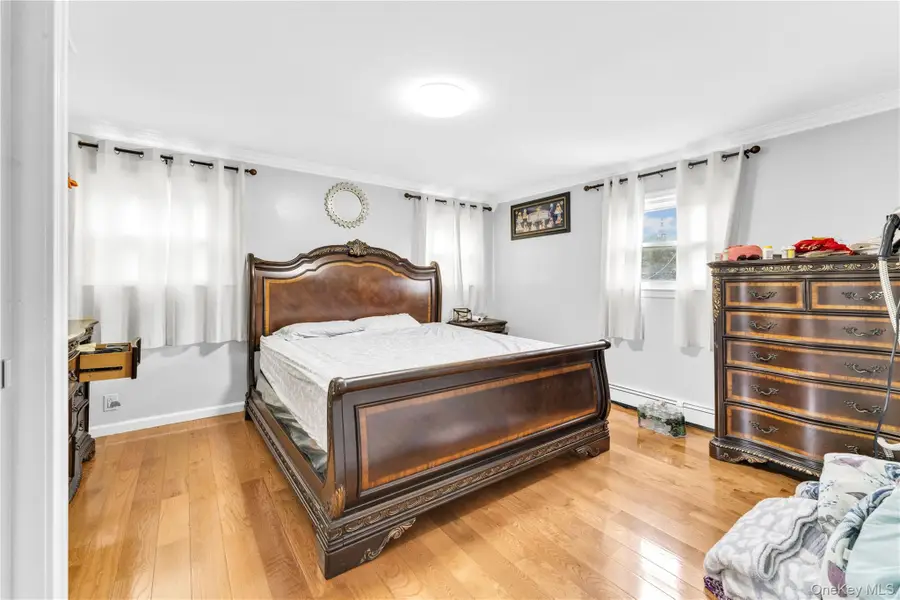 921 N Fletcher Avenue, Valley Stream, NY 11580 - #2