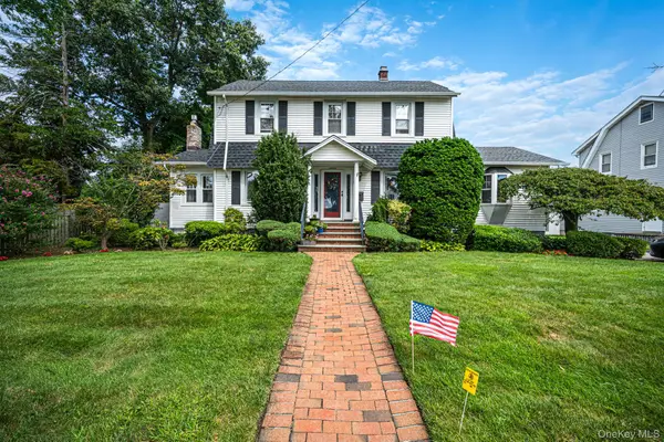 57 Caroline Street, Bethpage, NY 11714