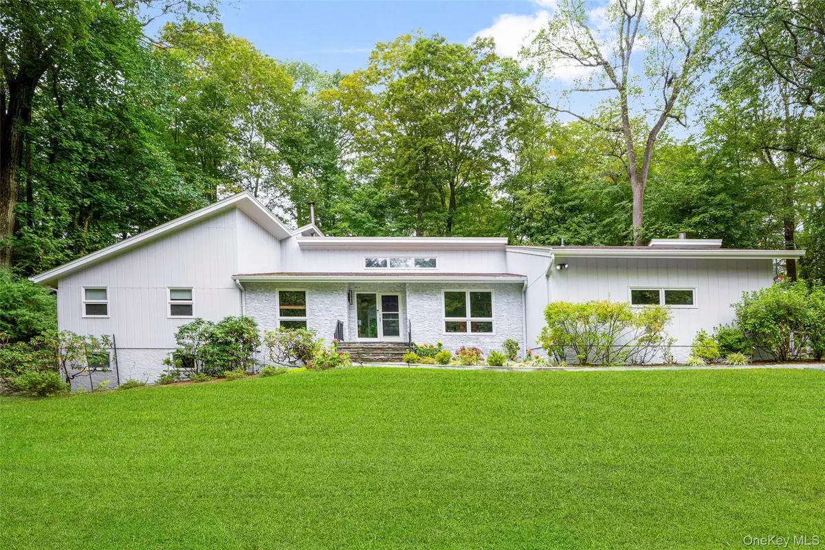 26 Cecilia Lane, Pleasantville, NY 10570 - #1