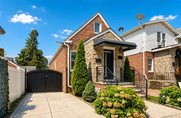 10238 85th Road, Richmond Hill, NY 11418