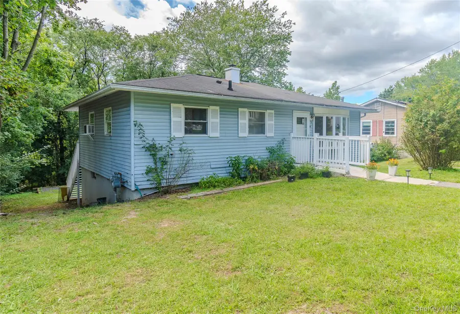 7 Fleetwood Drive, Newburgh, NY 12550 - #3