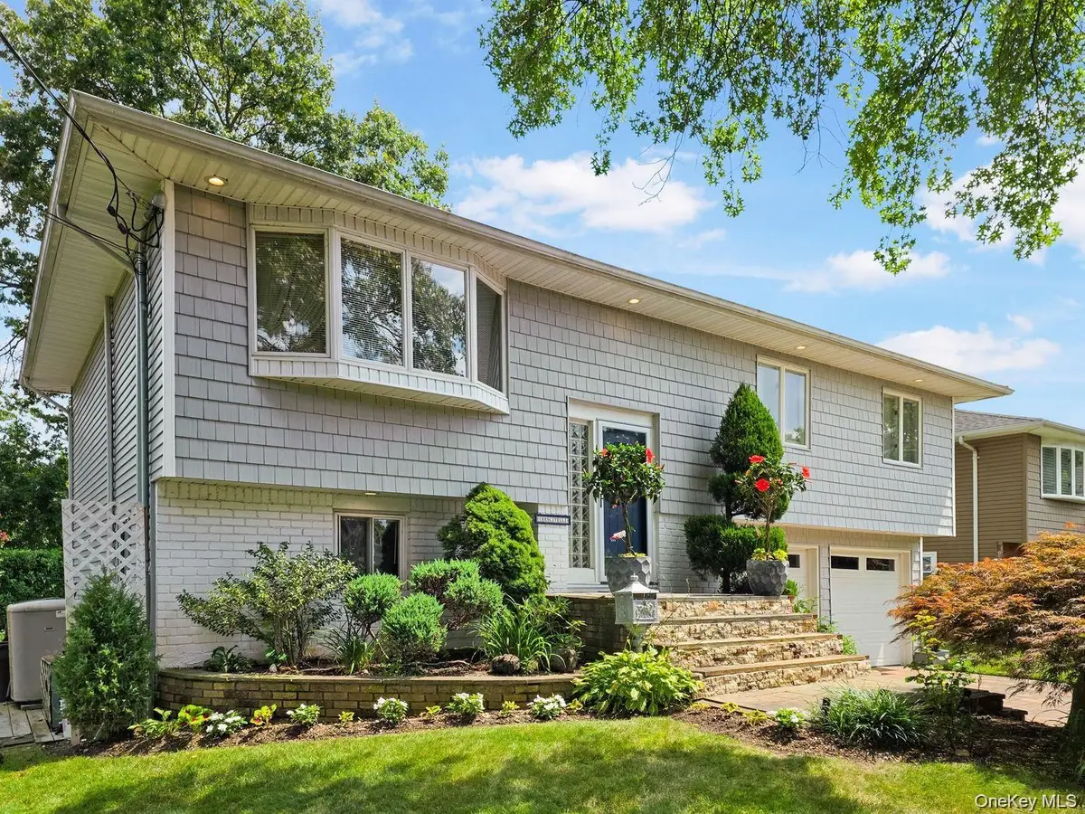 1727 Roberta Lane, Merrick, NY 11566 - #1