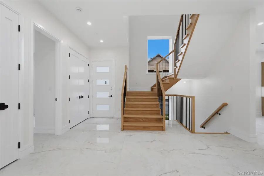 20 Singer Avenue #202, Spring Valley, NY 10977 - #3