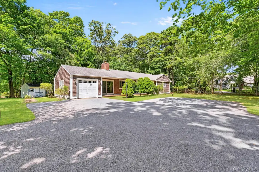 87 Jagger Lane, Westhampton, NY 11977 - #2