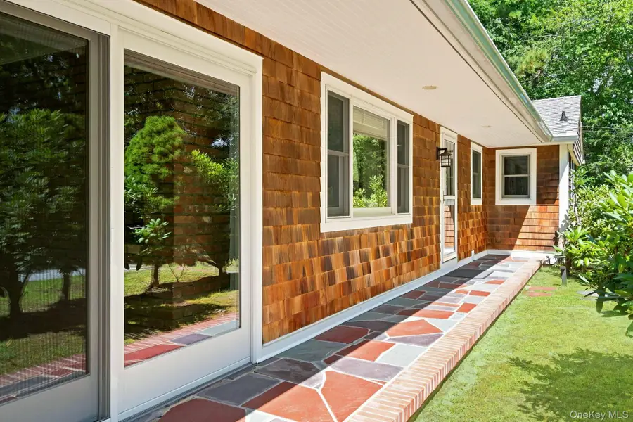 87 Jagger Lane, Westhampton, NY 11977 - #3