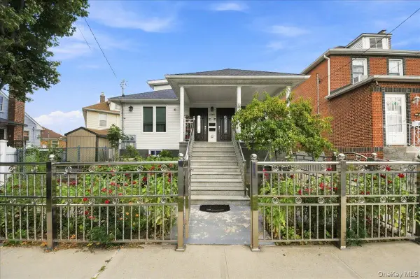 1366 Siegfried Place, Bronx, NY 10465