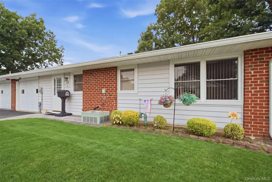 238 Blackpool Court #A, Ridge, NY 11961 - #2