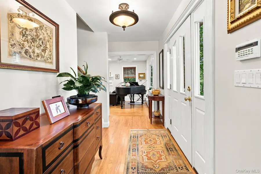 45 Shadyrest Drive, Sag Harbor, NY 11963 - #3