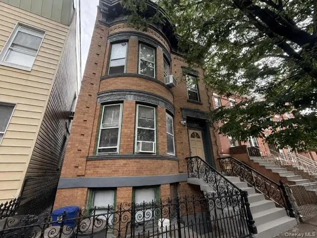 14-28 30th Drive, Astoria, NY 11102 - #2