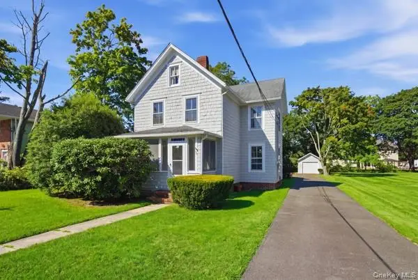 36 Railroad Ave., Center Moriches, NY 11934 - #1