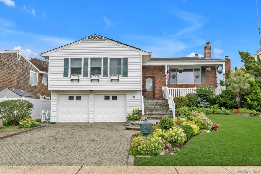 24 Donna Lane, Lido Beach, NY 11561 - #2