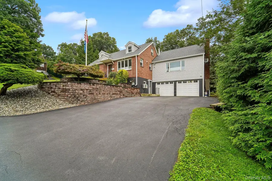 11 Fairview Place, Suffern, NY 10901 - #3