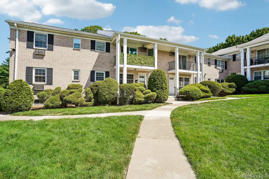 15 Doxbury Lane, Suffern, NY 10901 - #2